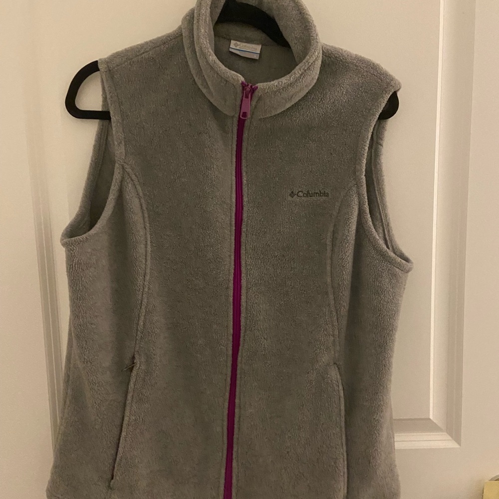 Columbia Heather Gray Fleece Vest with Magenta Zipper